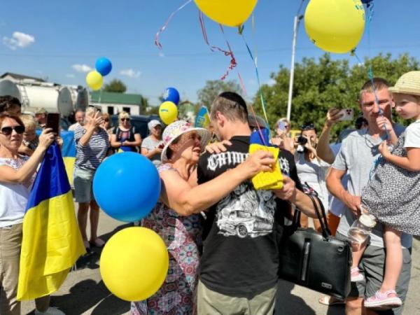 В Ізмаїл повернувся останній із захисників Зміїного, які перебували в полоні5