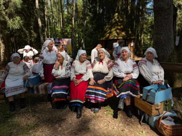 В урочищі Нечимне відбувся сьомий етнофестиваль «На гостини до Лесі»30