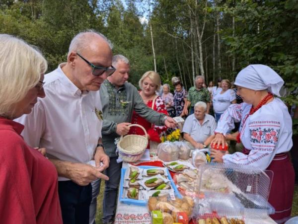В урочищі Нечимне відбувся сьомий етнофестиваль «На гостини до Лесі»80