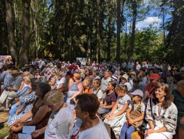 В урочищі Нечимне відбувся сьомий етнофестиваль «На гостини до Лесі»48