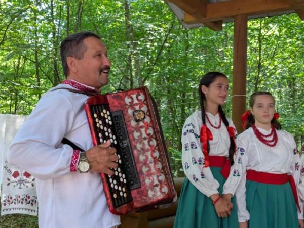 В урочищі Нечимне відбувся сьомий етнофестиваль «На гостини до Лесі»61