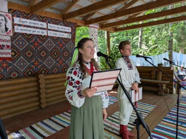В урочищі Нечимне відбувся сьомий етнофестиваль «На гостини до Лесі»62