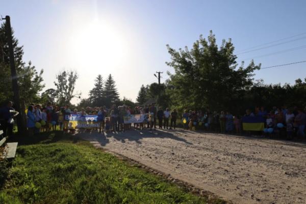 Вишнівська громада зустріла свого воїна з російського полону7