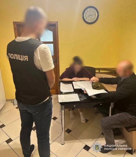 Хабарі за інвалідність: на Хустщині викрили ексголову ЛКК та підлеглого