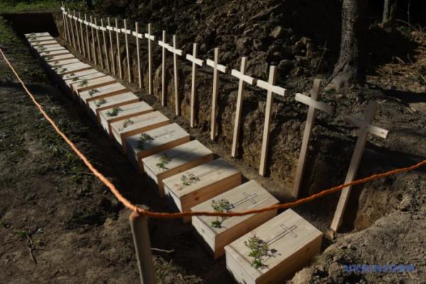 На Тернопільщині перепоховали останки, які виявили під час пошукових робіт у Пужниках6