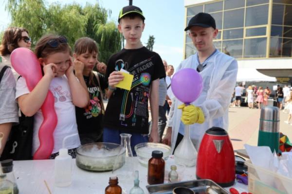 Робототехніка, дрони та досліди: у Луцьку – XІ Наукові пікніки5
