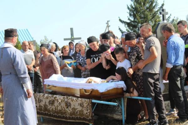 У Духчі в останню дорогу провели захисника України Віктора Ковальчука3