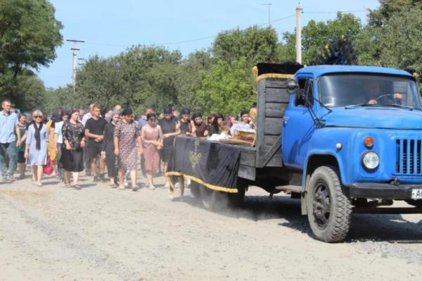 У Духчі в останню дорогу провели захисника України Віктора Ковальчука10