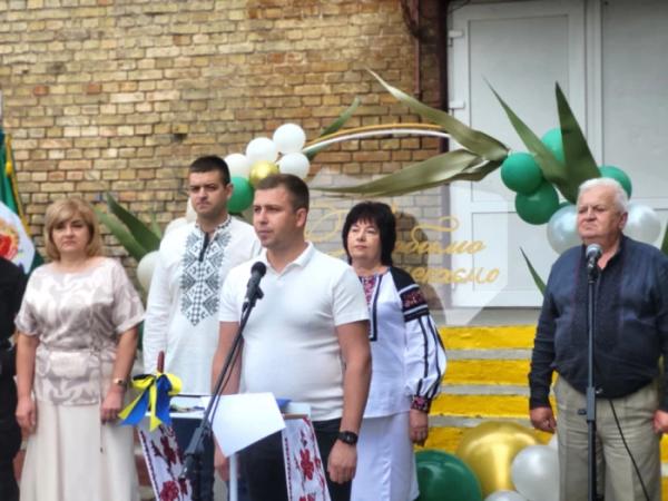 У Ковелі 750 першокласників сіли за шкільні парти7