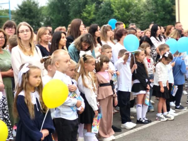 У Ковелі 750 першокласників сіли за шкільні парти20
