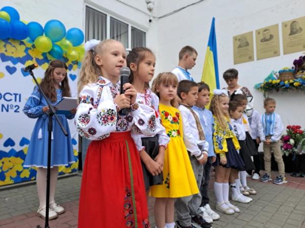У Ковелі 750 першокласників сіли за шкільні парти4