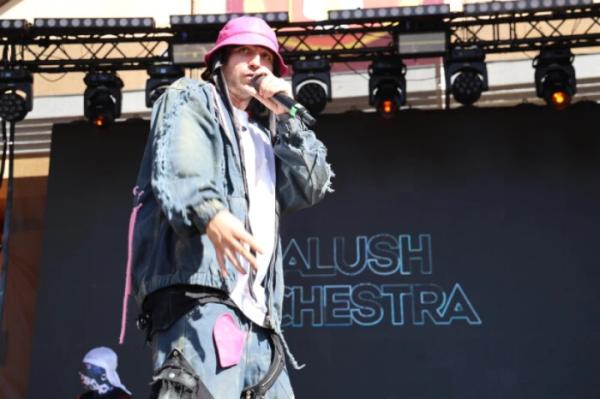 У Луцькому замку Kalush Orchestra відкривали благодійний фестиваль «Амбасадор Дитинства»32