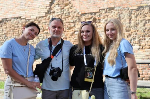У Луцькому замку Kalush Orchestra відкривали благодійний фестиваль «Амбасадор Дитинства»19