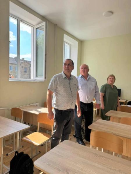 У Лукові зробили ремонт у гуртожитку, де проживають переселенці3