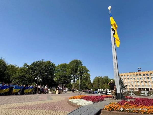 У Нововолинську відкрили Стіну Надії4