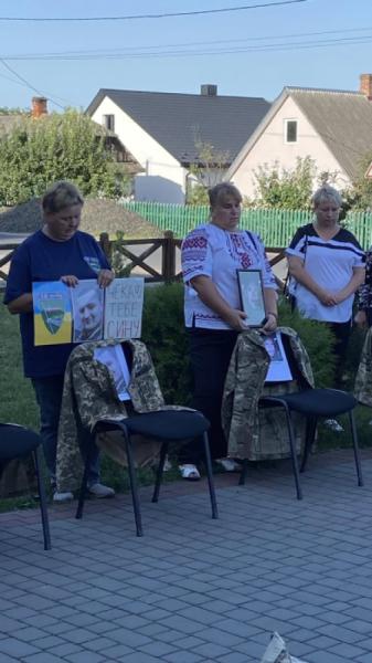 У Поворській громаді нагадали про зниклих безвісти захисників12