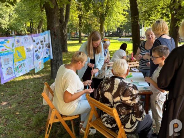 У Шептицькому дітям загиблих захисників та захисниць вручили пам’ятні кулони «Батьківське серце»7