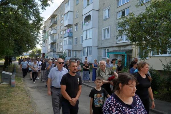 У Володимирі попрощалися із захисником Максимом Романюком18