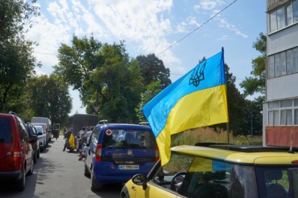 У Володимирі попрощалися із захисником Максимом Романюком20