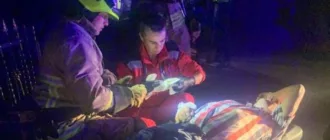 У Зірному рятувальники звільнили чоловіка, який проколов руку арматурою