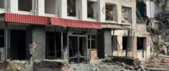 Унаслідок ворожої атаки РФ у Волочиську постраждала швейна фабрика рівненського бренду