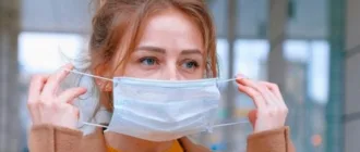 В Україні падає захворюваність на коронавірус: за тиждень захворіли майже 12 тисяч людей
