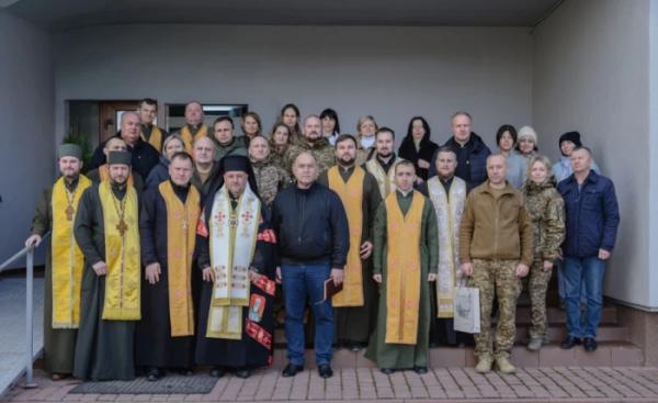 Дубенське Євангеліє духовно підтримуватиме захисників України5