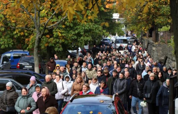 Йому було 24: у Вараші в останню путь провели Дмитра Железняка11