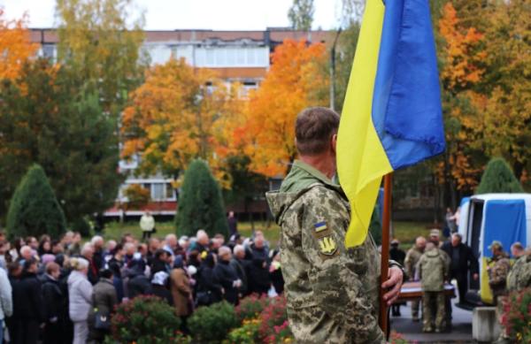 Йому було 24: у Вараші в останню путь провели Дмитра Железняка1