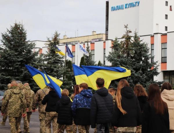Йому було 24: у Вараші в останню путь провели Дмитра Железняка3
