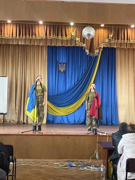 Млинівський коледж об’єднав молодь на конкурсі патріотичної пісні2