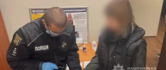 На Березівщині колишня дружина військового замовила побиття чоловіка, щоб змусити його переписати майно На Березівщині колишня дружина військового замовила побиття чоловіка, щоб змусити його переписати майно