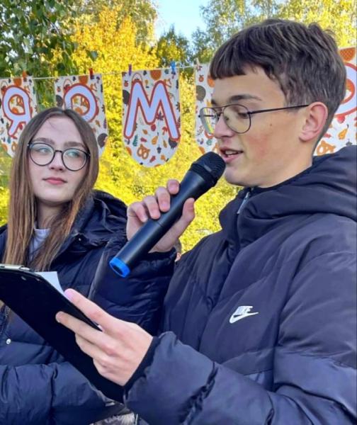 На благодійному ярмарку у Турійську зібрали понад 76 тисяч для ЗСУ1