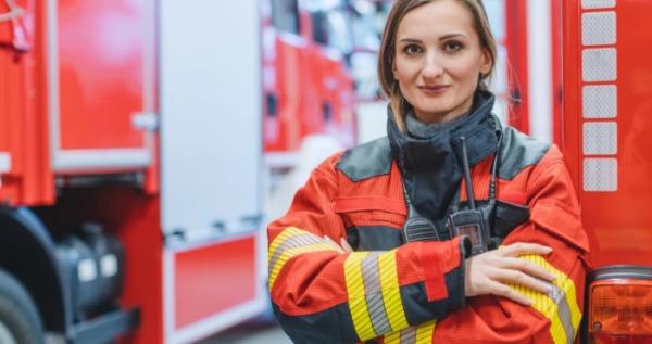 На Рівненщині понад 60 жінки опановують «чоловічі» професії На Рівненщині понад 60 жінки опановують «чоловічі» професії