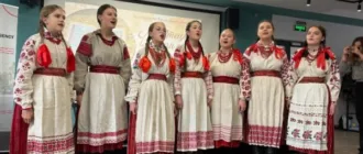На відкритті Центру креативних індустрій у Рівному представили колекцію вишитих книг