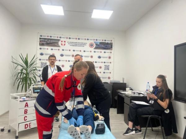 На Волині дві групи парамедиків складали кваліфікаційний іспит МОЗ України2