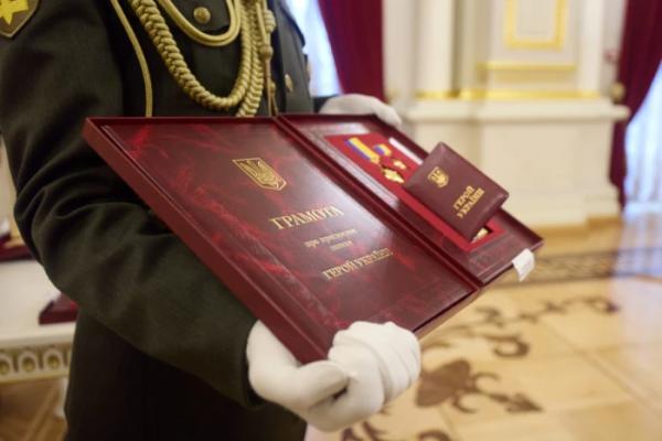 Павло Романюк з села Буцинь отримав найвищу нагороду держави – він Герой України1
