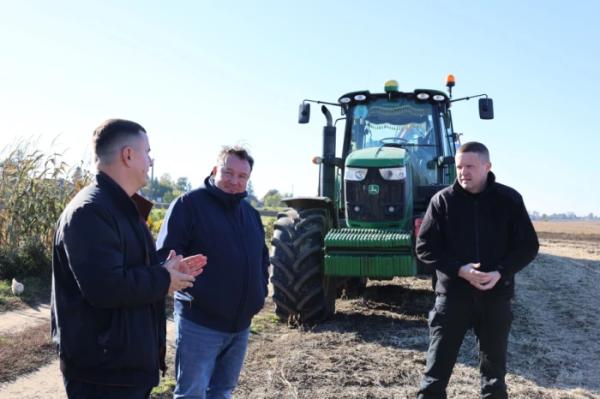 Продукція агрохолдингів у Луцькому районі може подорожчати через процес збору і сушіння врожаю12
