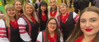 Тараканівські колективи  представили мистецькі візерунки на колоритному святі у  Березнівській громаді Тараканівські колективи  представили мистецькі візерунки на колоритному святі у  Березнівській громаді