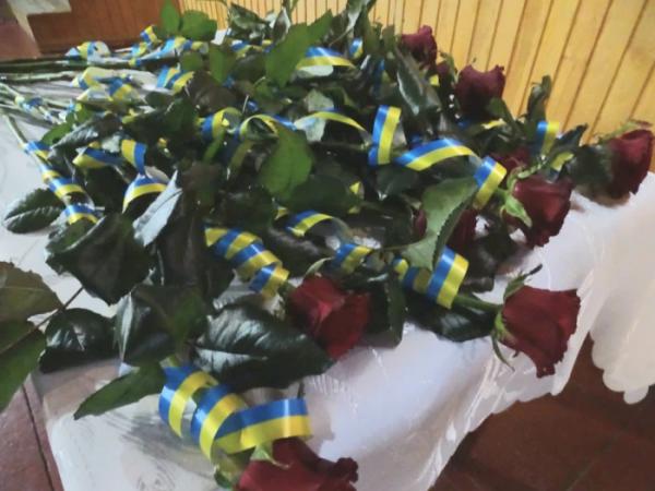 У День захисників і захисниць України у Турійську рідним вручили посмертні нагороди2