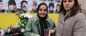 У День захисників і захисниць України у Турійську рідним вручили посмертні нагороди