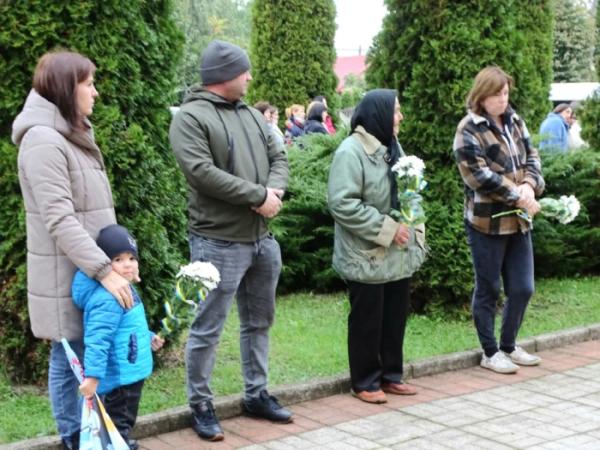 У День захисників і захисниць України у Турійську рідним вручили посмертні нагороди21