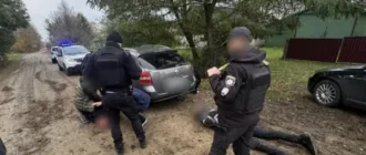 У Камінь-Каширському районі на гарячому затримали переправника та ухилянта У Камінь-Каширському районі на гарячому затримали переправника та ухилянта