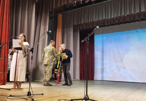 У Ковелі подякували захисникам і захисницям України25