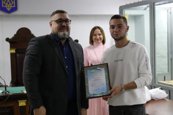 У Миколаєві привітали працівників суду з професійним святом – Днем юриста5