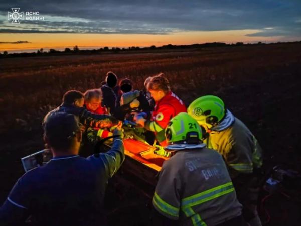 У селі Підліси дитині затиснуло руку в сівалці1