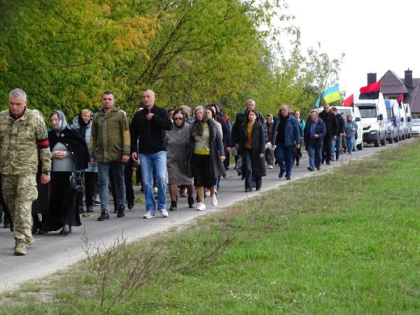 У Турійську попрощалися із захисником Михайлом Ткачуком1