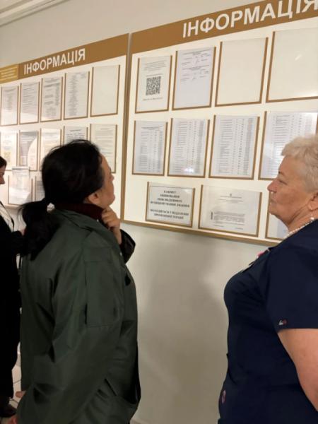 У Волинському онкоцентрі пацієнти отримують лікування безоплатно, – голова НСЗУ Наталія Гусак1