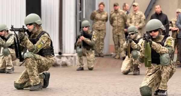 У Володимирському педколеджі запрацював сучасний навчальний осередок «Захист України»