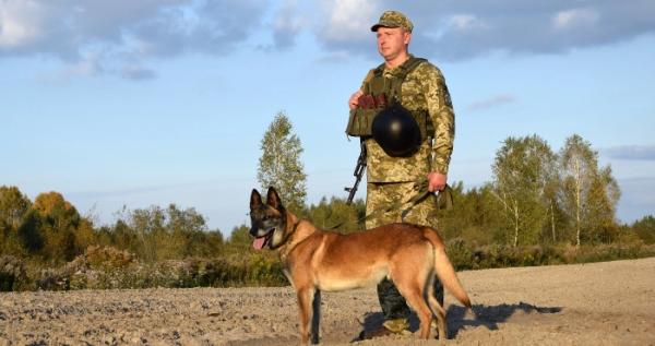 Дмитро Литвинець та його чотирилапий напарник Макс